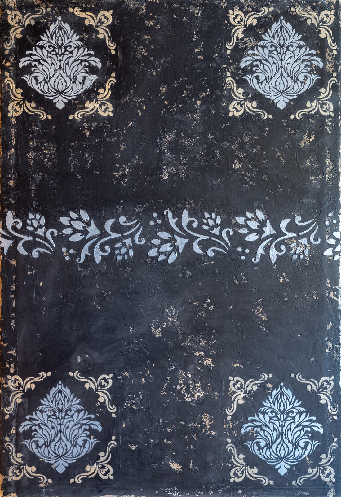 Royal Noir – Barock trifft auf Vintage-Charakter